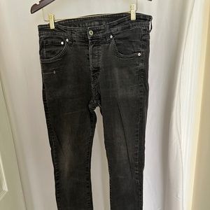 MENS / &Denim / 36x34 / Black Skinny Low Waist Jean